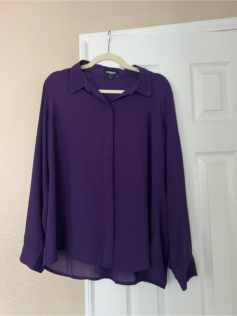 Express Portofino Women's Purple Button-Front Blouse
